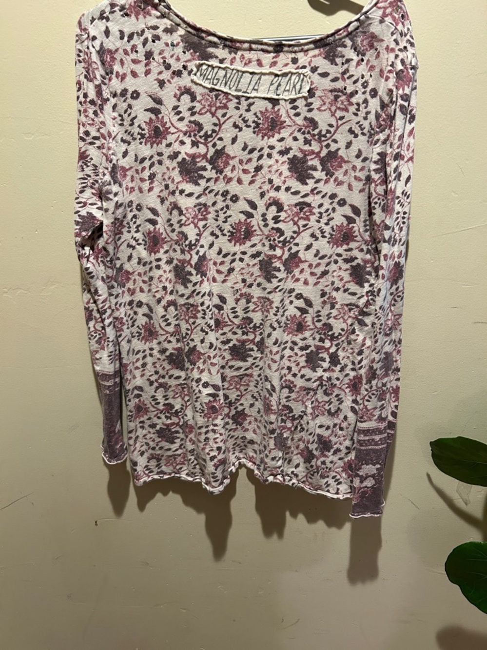A another vintage Magnolia Pearl long sleeve T-shirt - Picture 4 of 4